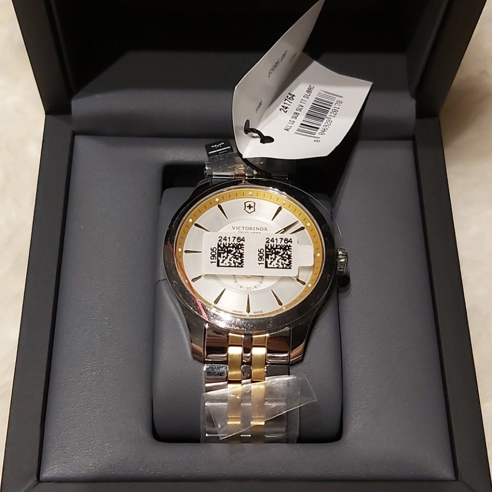Victorinox Alliance Grey Dial Two-tone Men's Watch